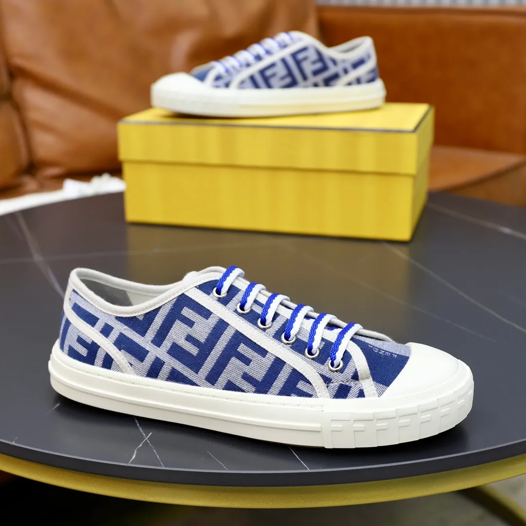 Factory price: 480 original order (couple model) Brand: FENDI Fendi 🙅‍♂️🙅‍♂️🙅‍♂️ Size: Female 35–40, Male 39-44 (45 can be customized) Grade: Official website genuine Material: Imported original LoGO fabric upper Original comfortable lining TPU wear-resistant lightweight outsole Style category: Loafers New trendy shoes Color: actual picture color